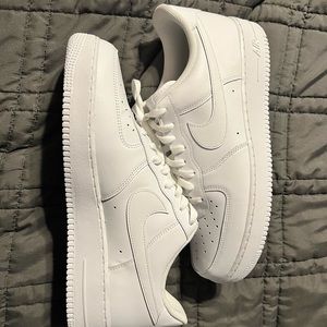 Nike Air Force 1 ‘07 Triple White size 13